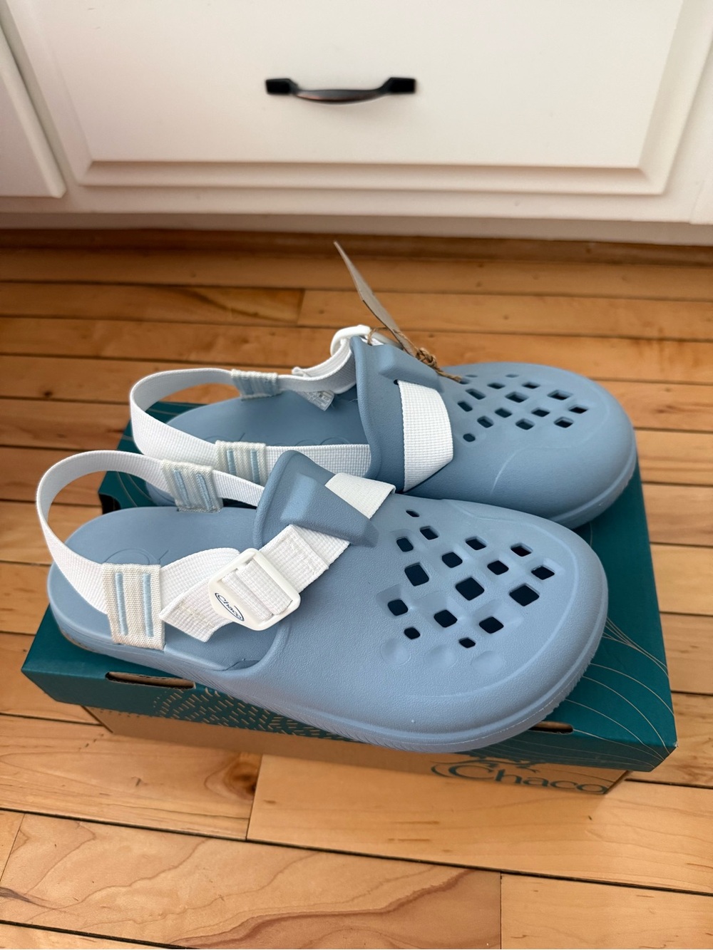 New In Box Chaco Clogs Blue Fog Women 9 Rubber Shoes Slip On Sandals Outdoor